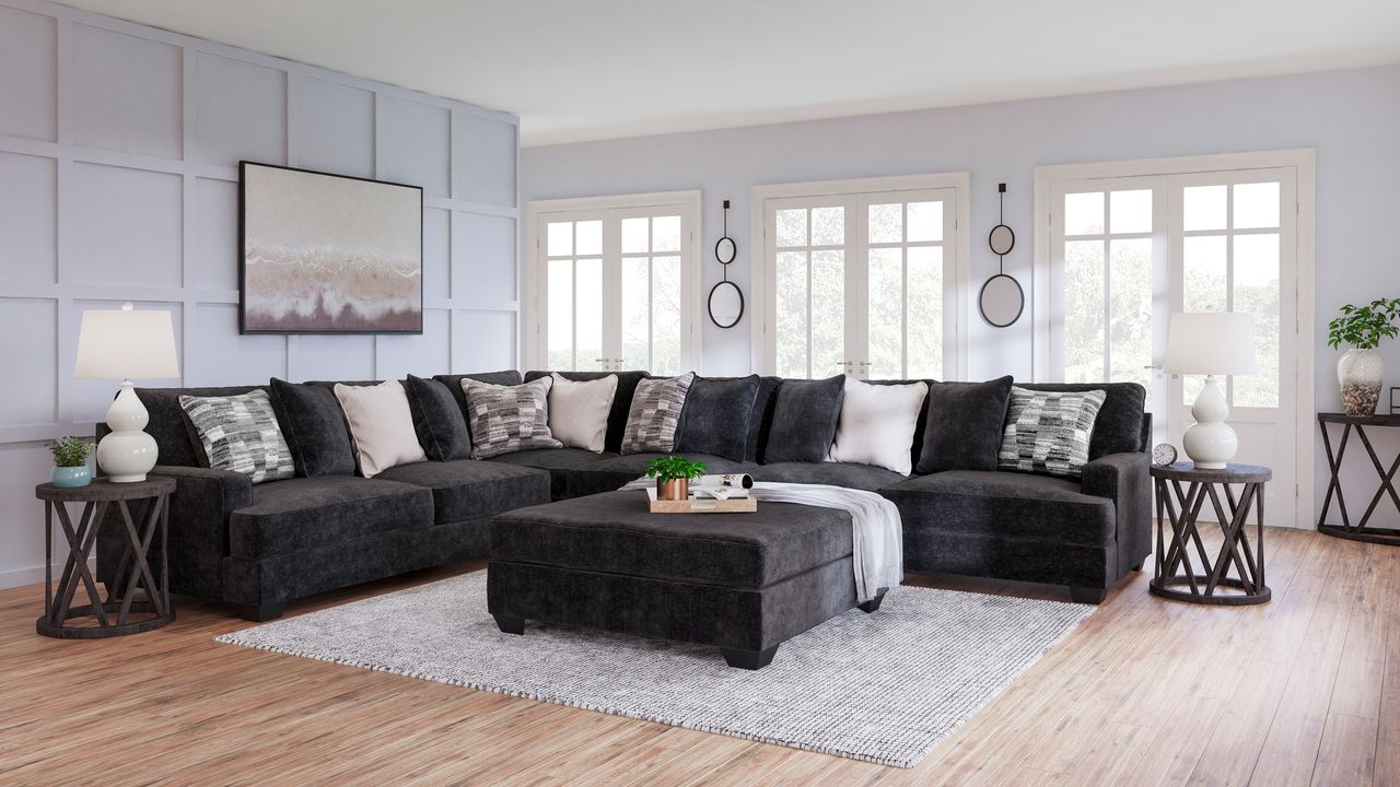 Lavernett 4-Piece Sectional with Ottoman In Charcoal 59603U1