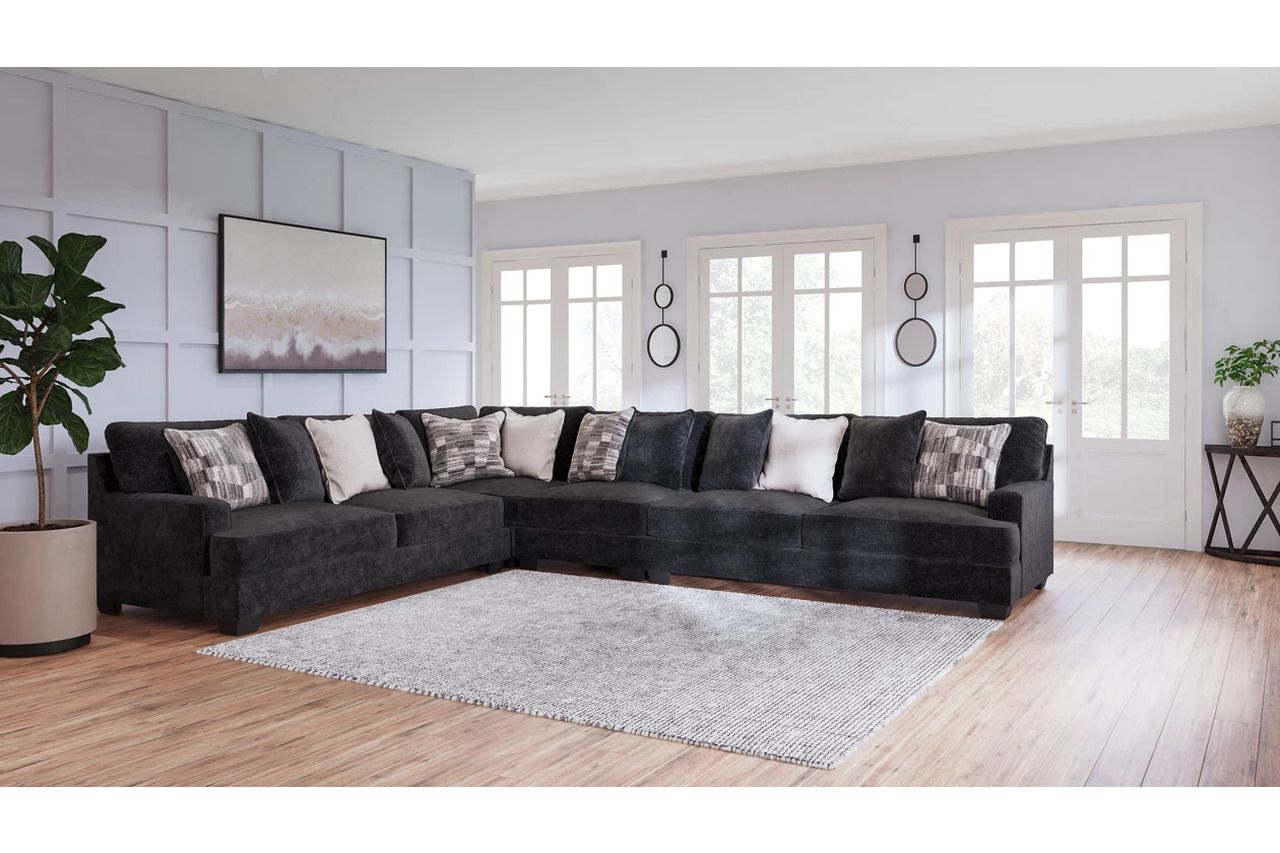 Lavernett 4-Piece Sectional with Ottoman In Charcoal 59603U1