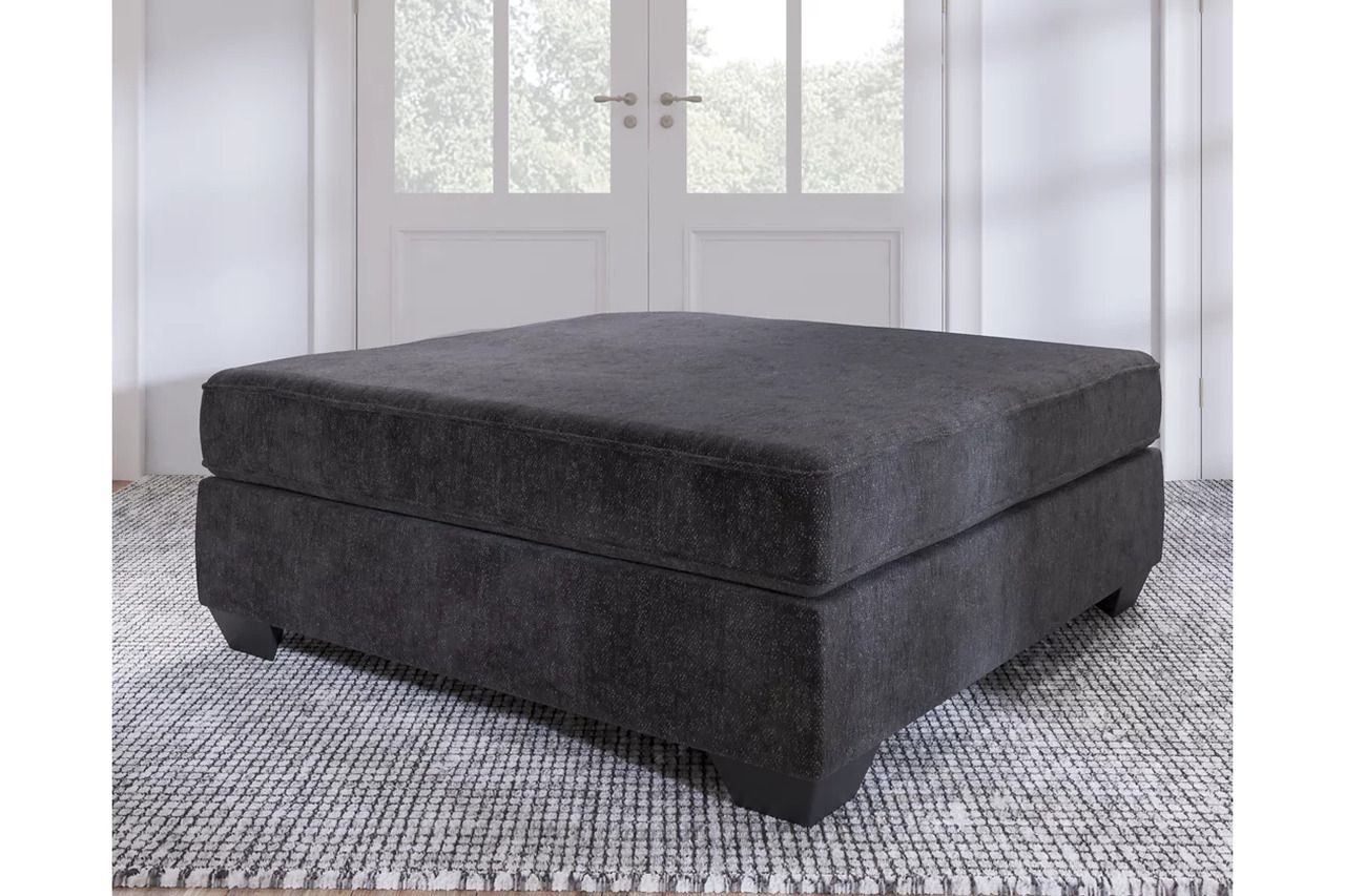 Lavernett 4-Piece Sectional with Ottoman In Charcoal 59603U1
