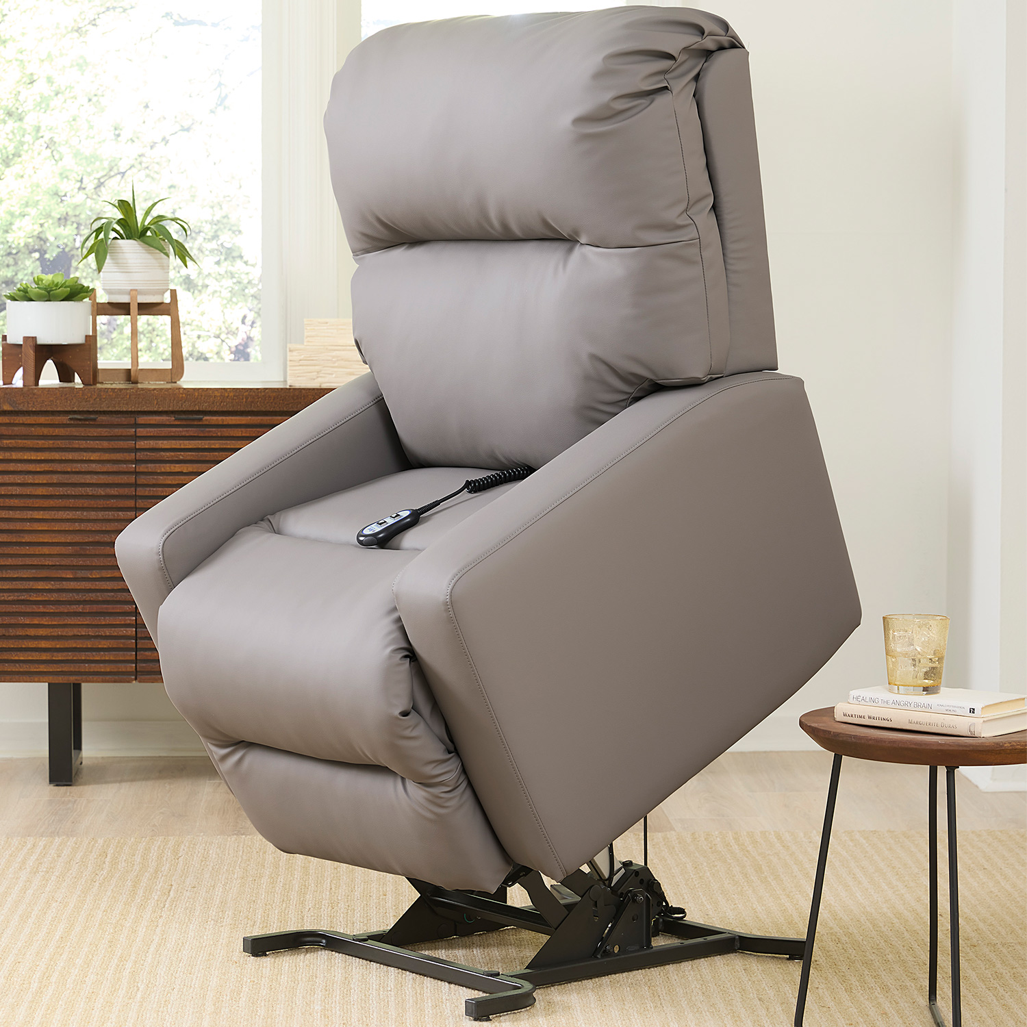 Kenley - Medium-sized, Power Lift Recliner - 5N11 5N11