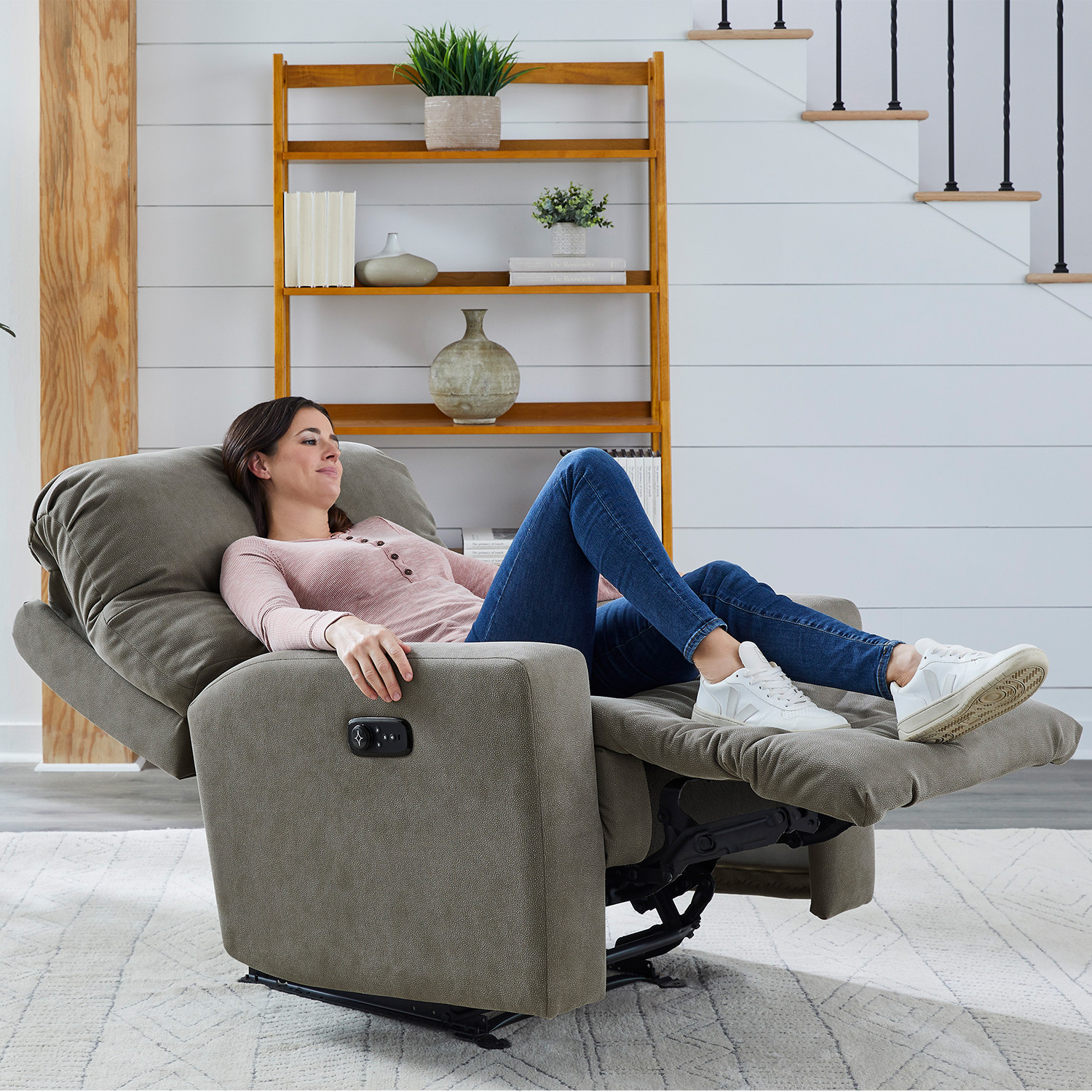 Kenley - Transitionally Styled, Medium-sized Recliner - 5N14 5N14