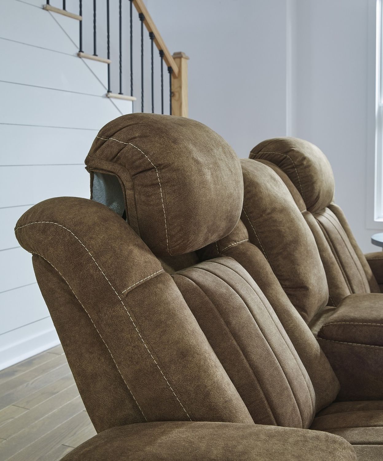 Wolfridge Brindle Power Recliner Sofa with Adjustable Headrest 6070315