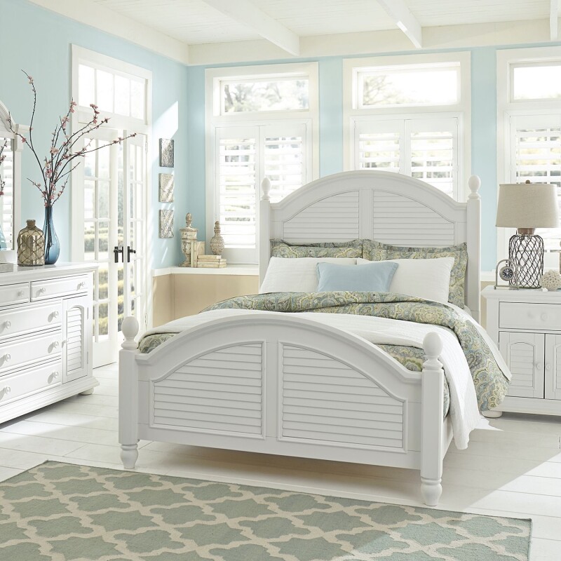 Summer House I King Poster Bed, Dresser & Mirror, Chest, Night Stand 607BRKPSDMCN