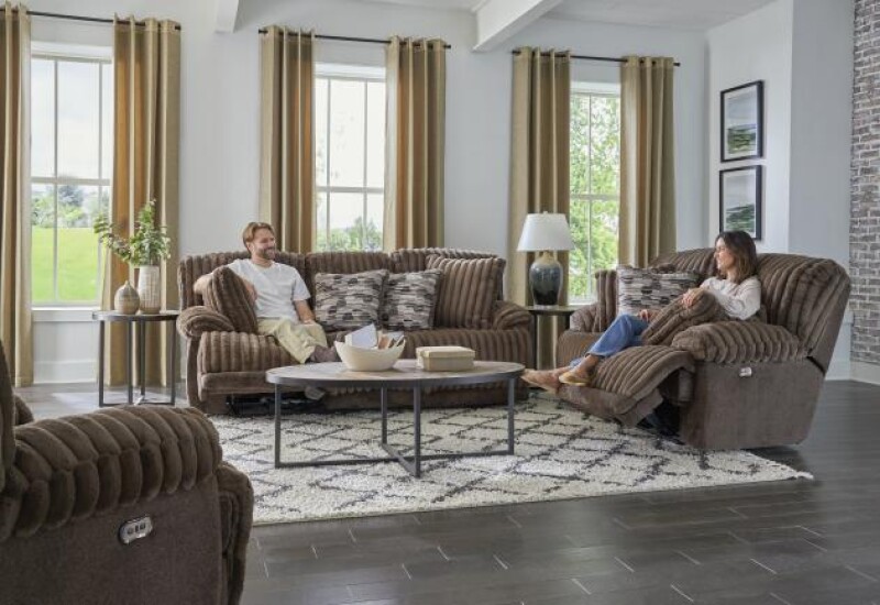 Hollifield 108 Power Reclining Sofa (90") 61081