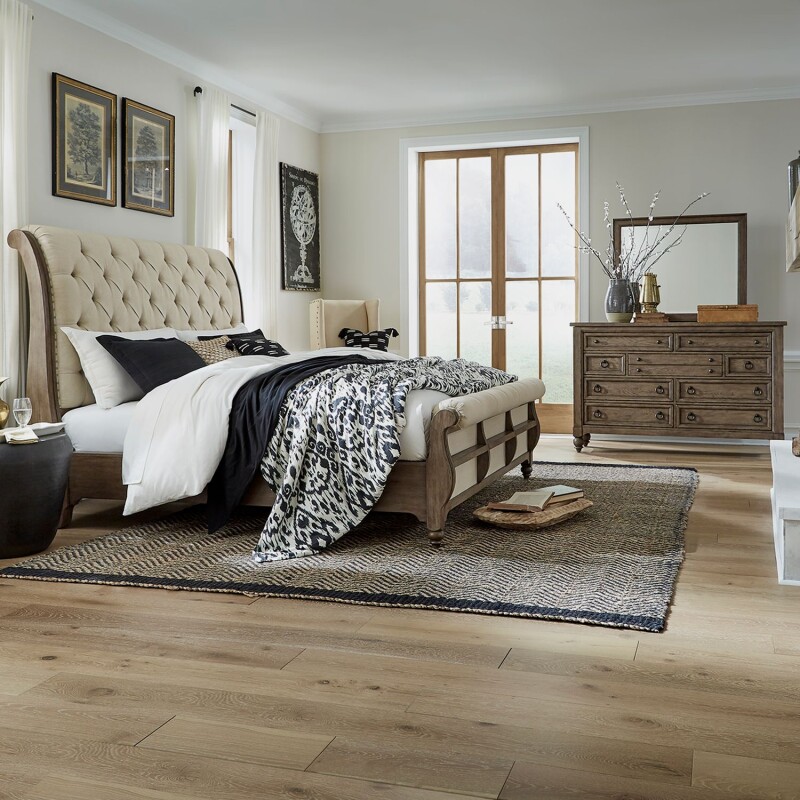 Americana Farmhouse Queen Sleigh Bed, Dresser & Mirror 615BRQSLDM