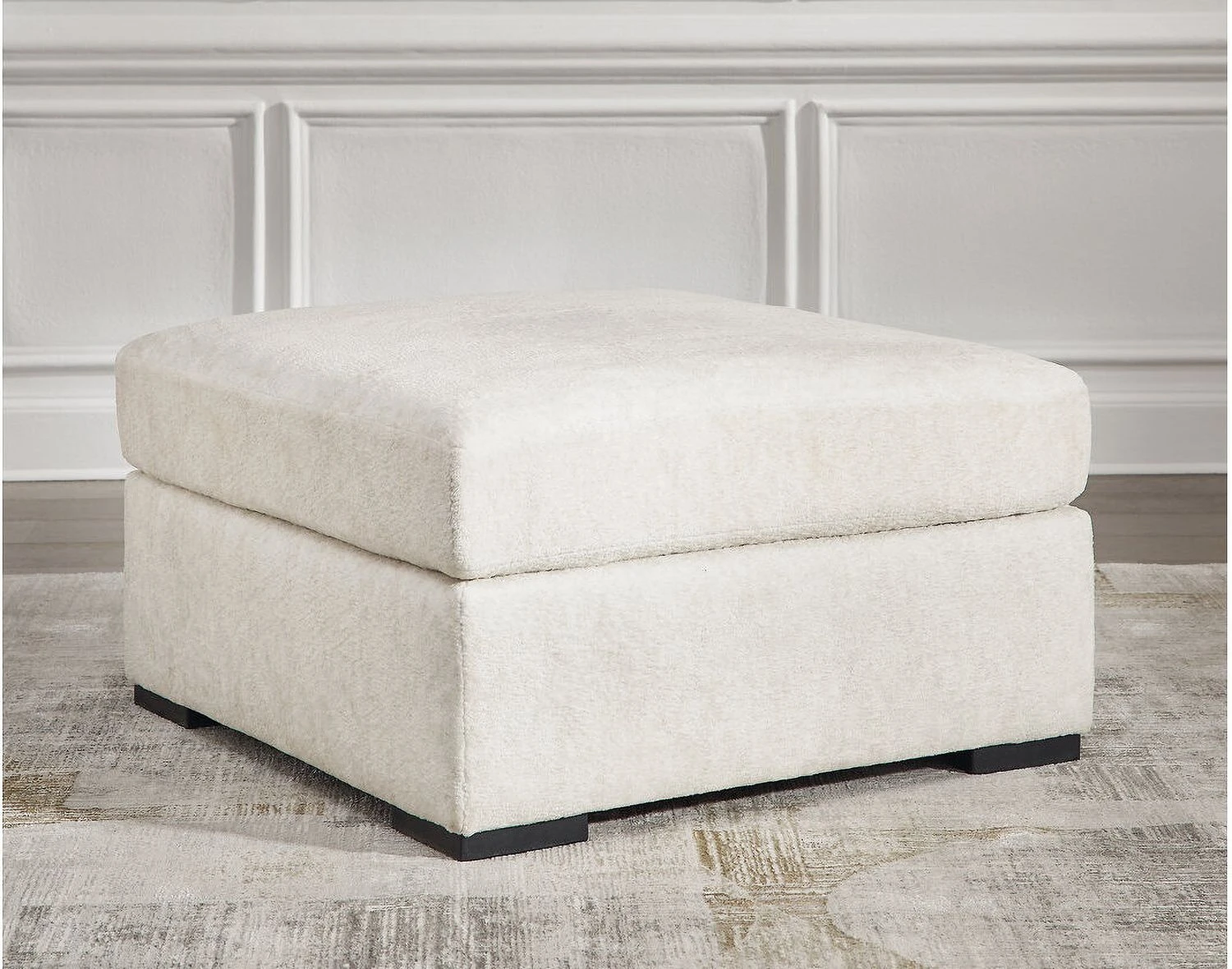 Chessington 3-Piece Sectional In Ivory 61904S5