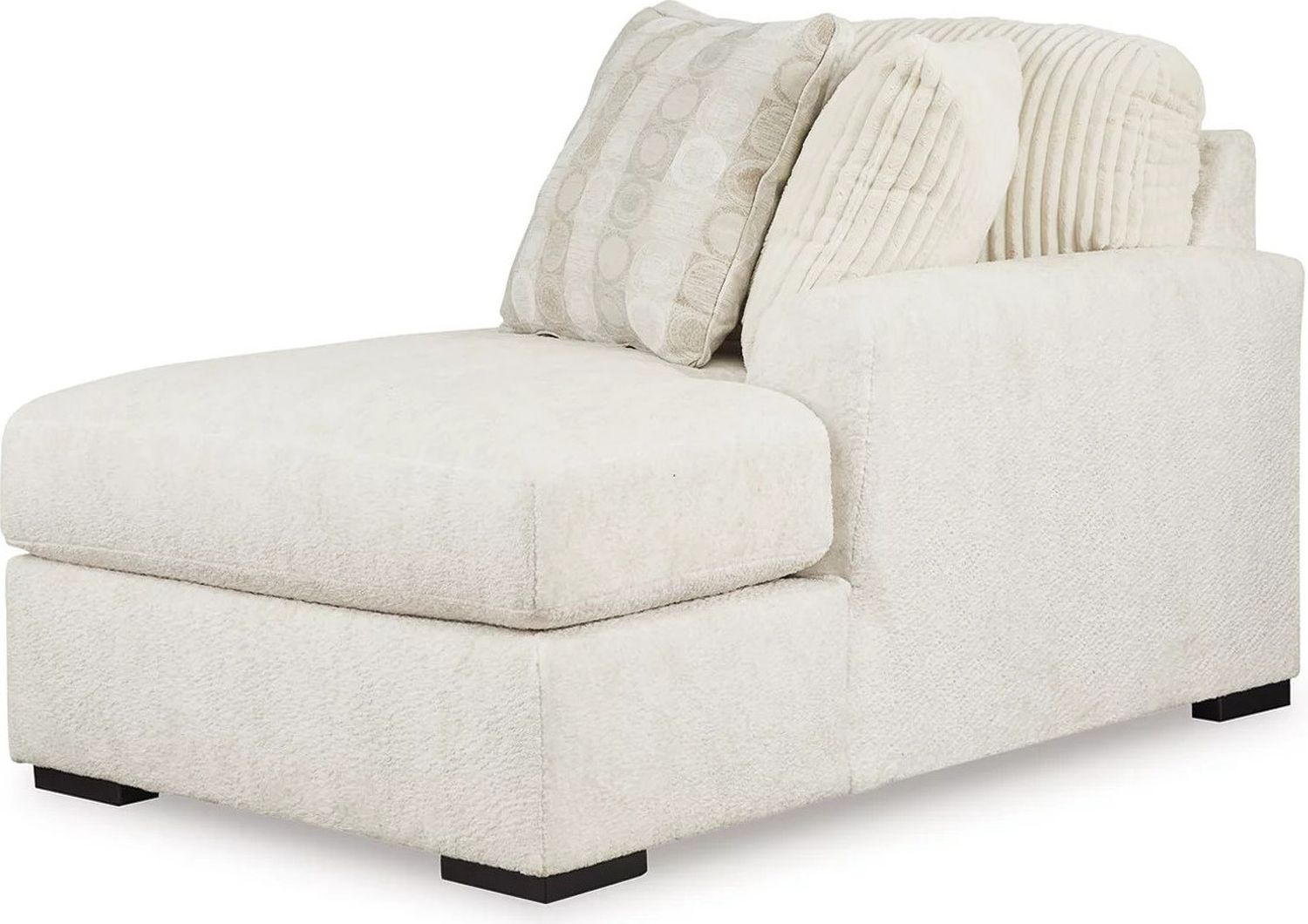 Chessington 4-Piece Sectional and Oversized Accent Ottoman In Ivory 61904U1