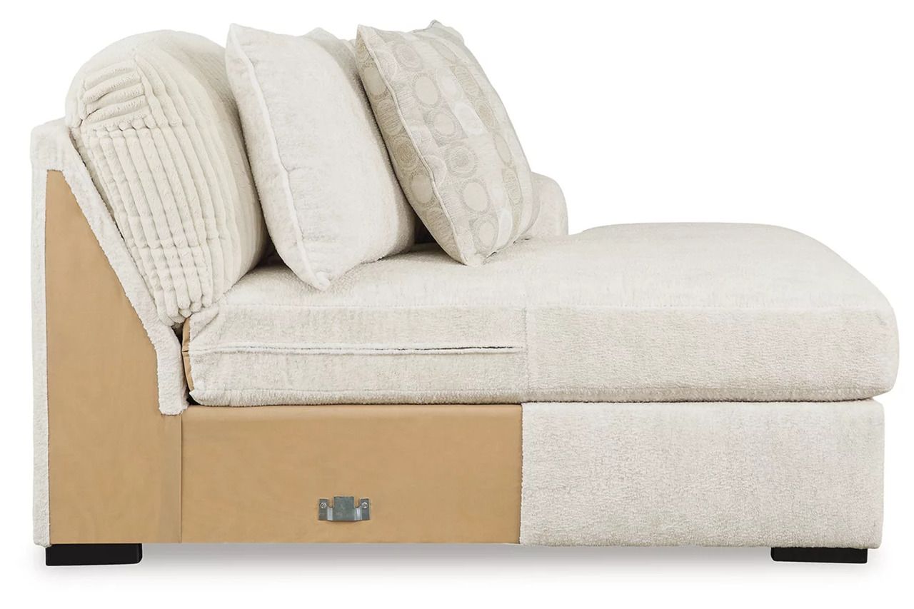 Chessington 2-Piece Sectional and Ottoman In Ivory 61904U2