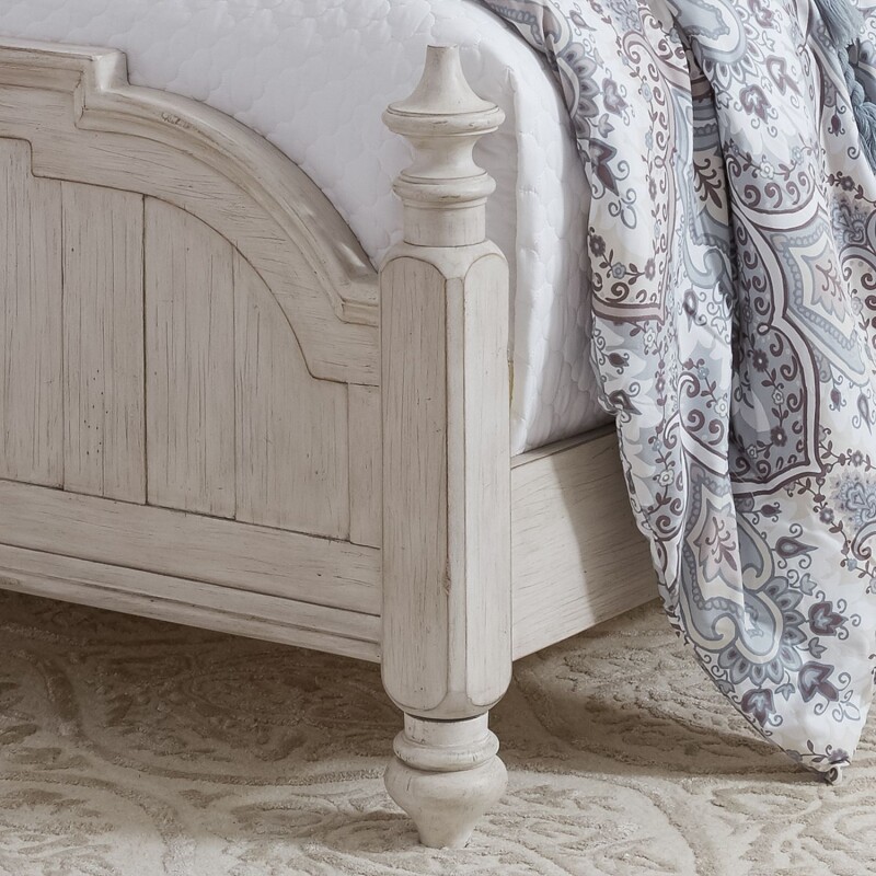 Farmhouse Reimagined Queen Poster Bed 652BRQPS