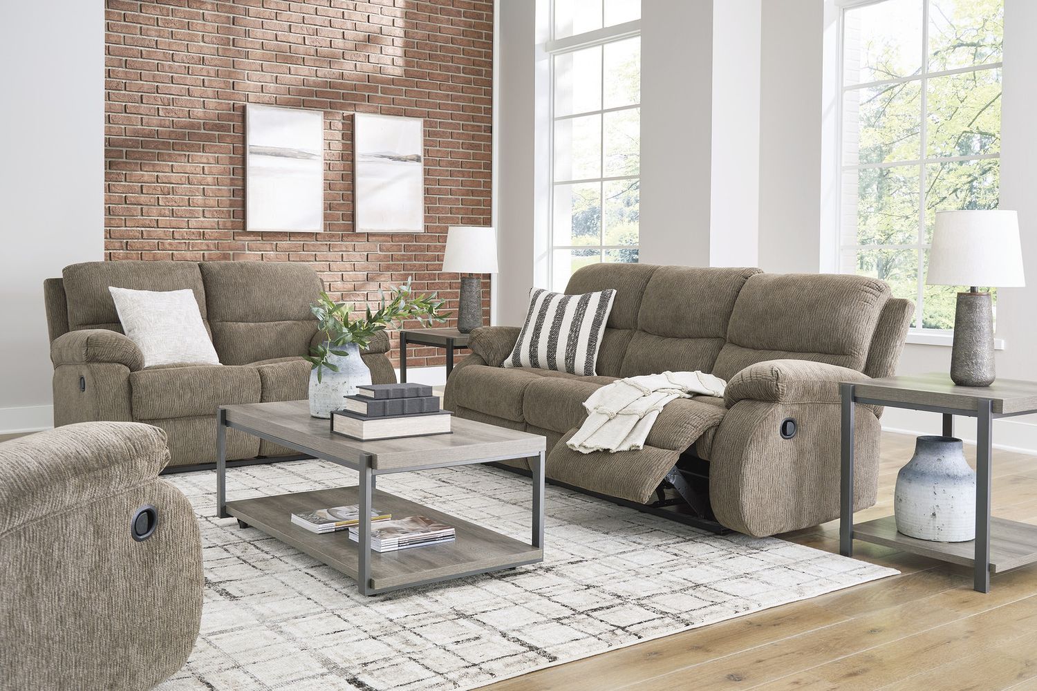 Scranto Rocker Recliner In Oak 6650425