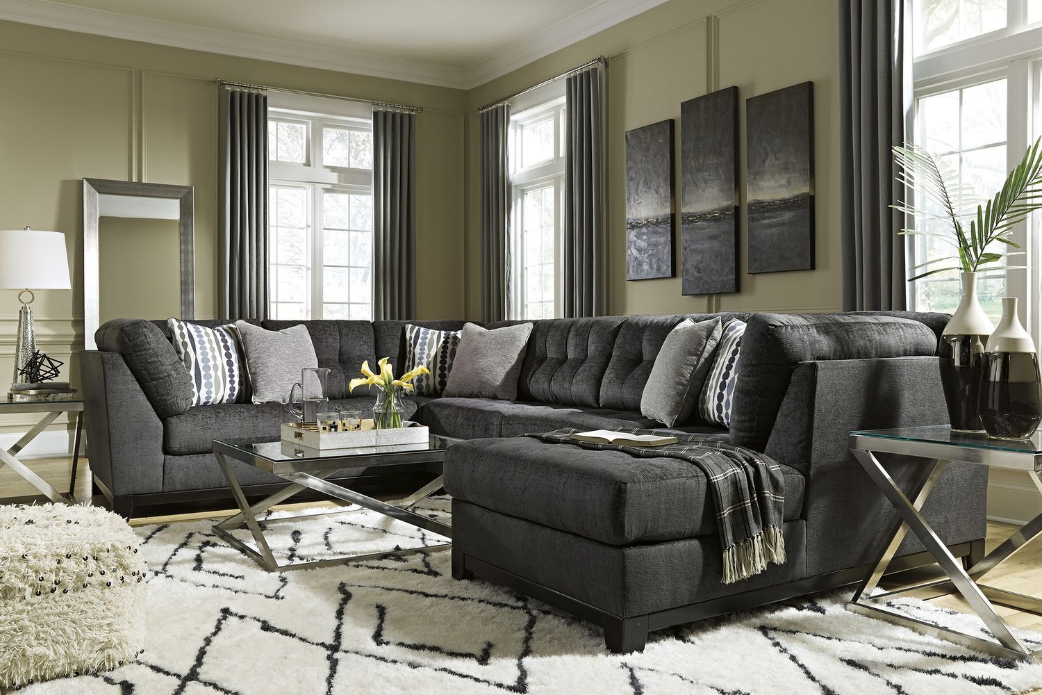 Reidshire 3-Piece Sectional with RAF Chaise In Steel 67622S2