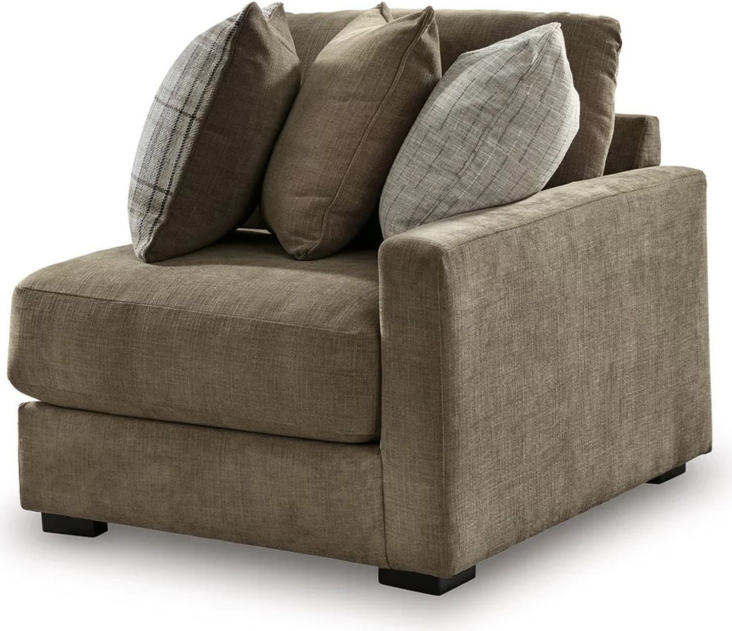 Camellia-Court 3-Piece Sectional with LAF Chaise In Coffee 68207S5