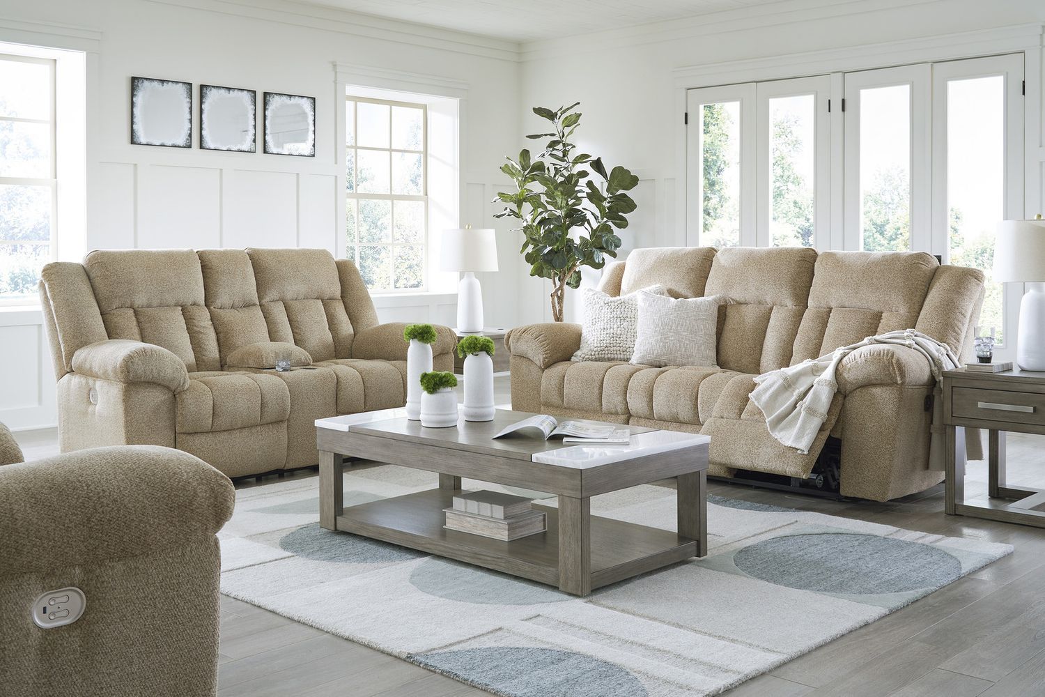 Tip-Off Power Reclining Sofa In Wheat 6930515