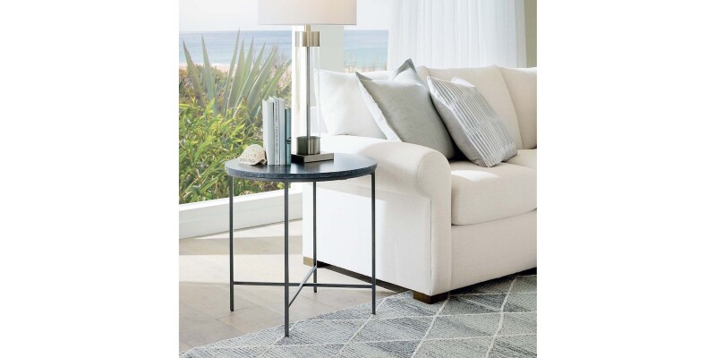 Halifax Round End Table 6M250641E