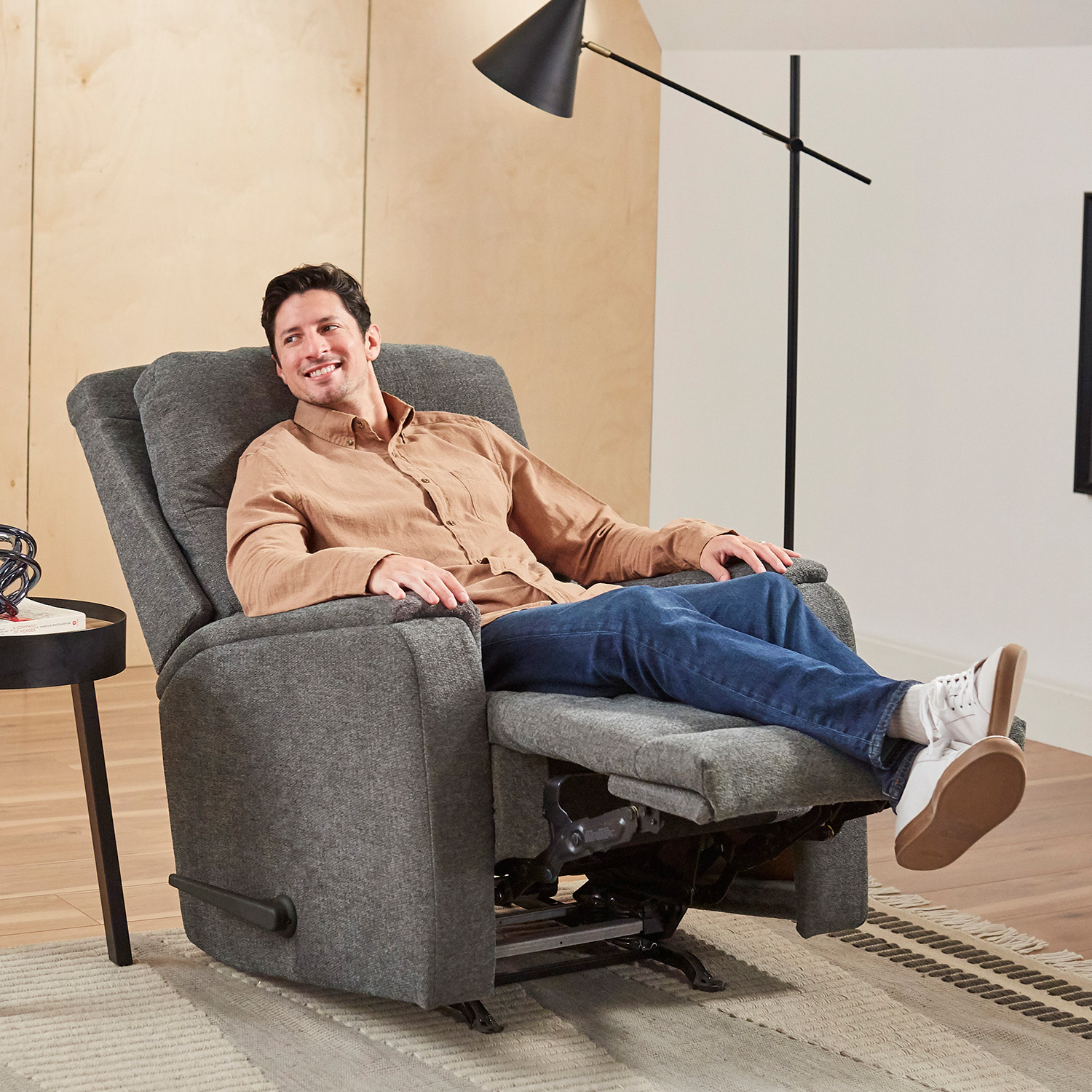 Derek - Transitionally Styled Pillow Back Recliner - 6N57 6N57