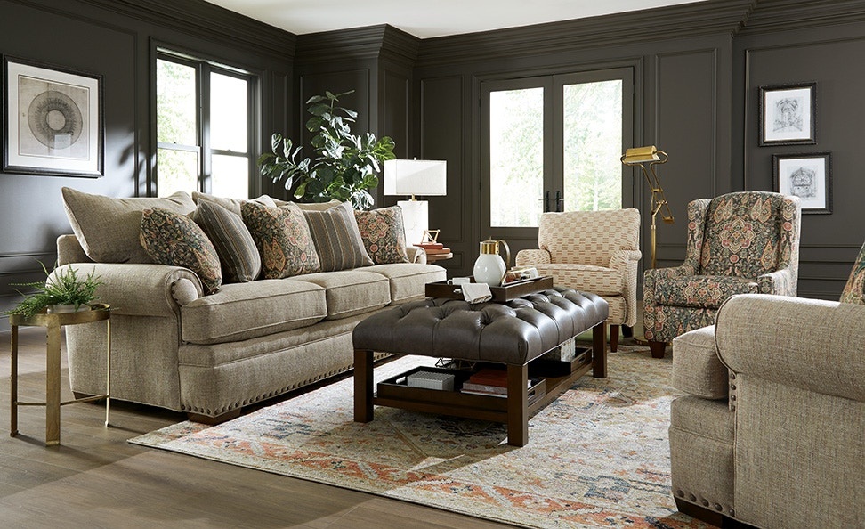 Hickorycraft Essentials Sofas - 701650 701650
