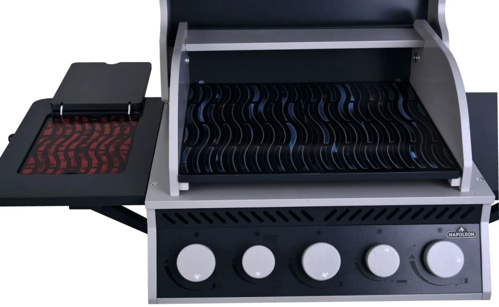 Mini BBQ for kids Your first barbecue should always be a Napoleon. 70188