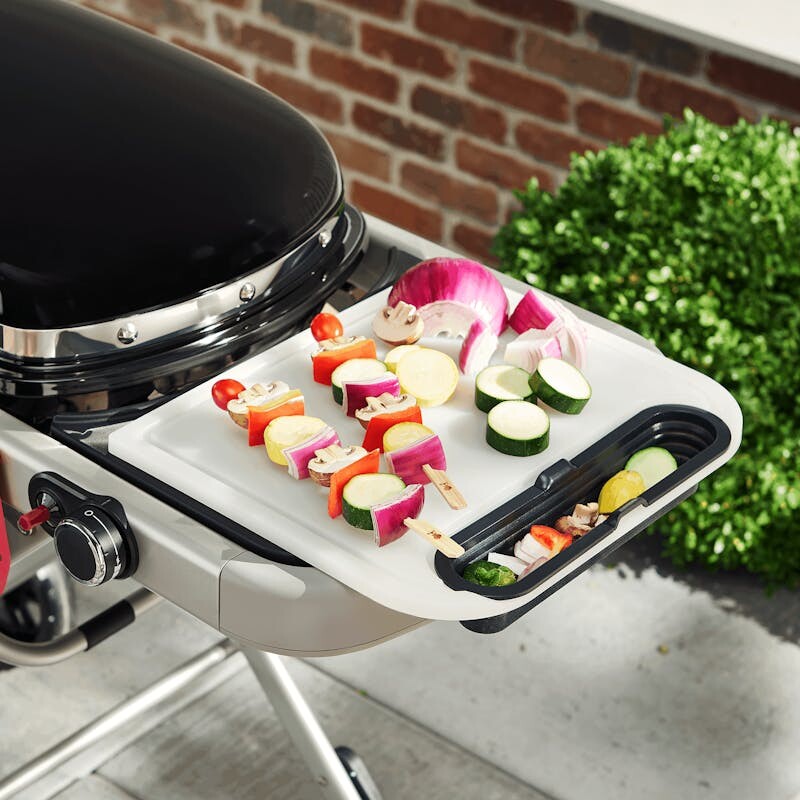 Weber Cutting Board with Catch Bin 7032