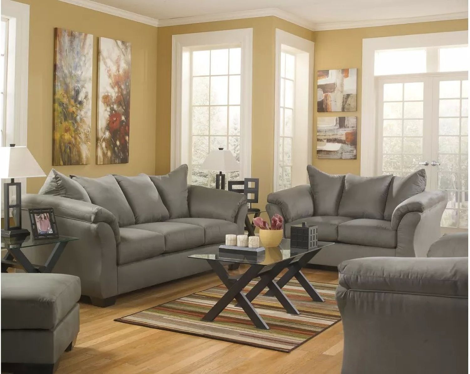 Darcy Chair In Cobblestone 7500520