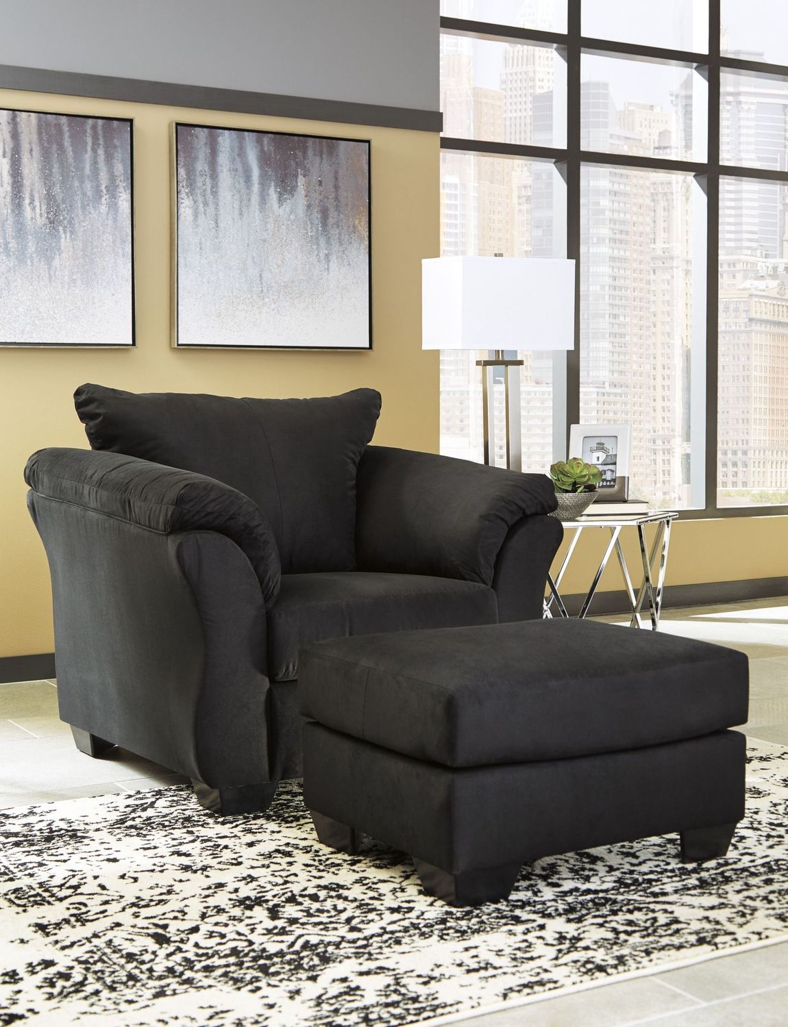 Darcy Chair In Black 7500820