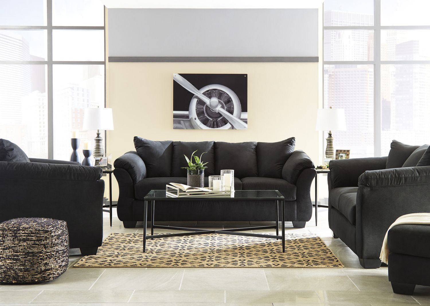 Darcy Chair In Black 7500820