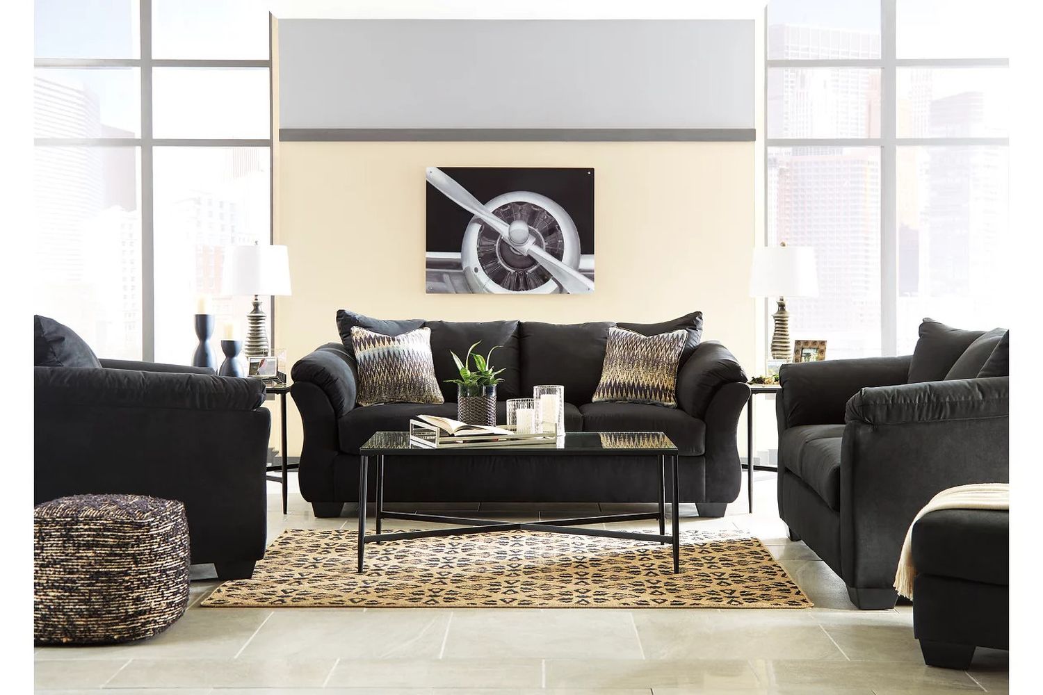 Darcy Sofa In Black 7500838