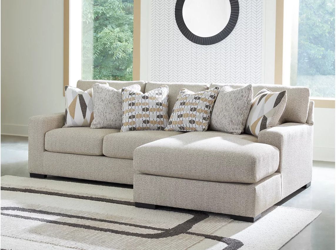 Laurelgrove 2-Piece RAF Sectional Sofa Chaise In Pebble 75105S3