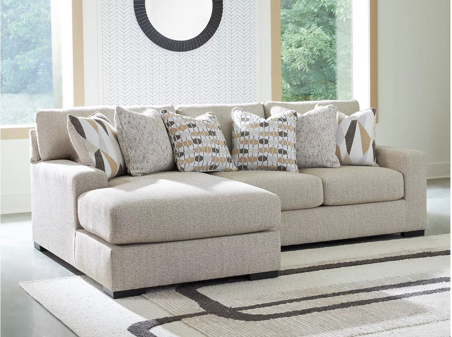 Laurelgrove 2-Piece LAF Sectional Sofa Chaise In Pebble 75105S4