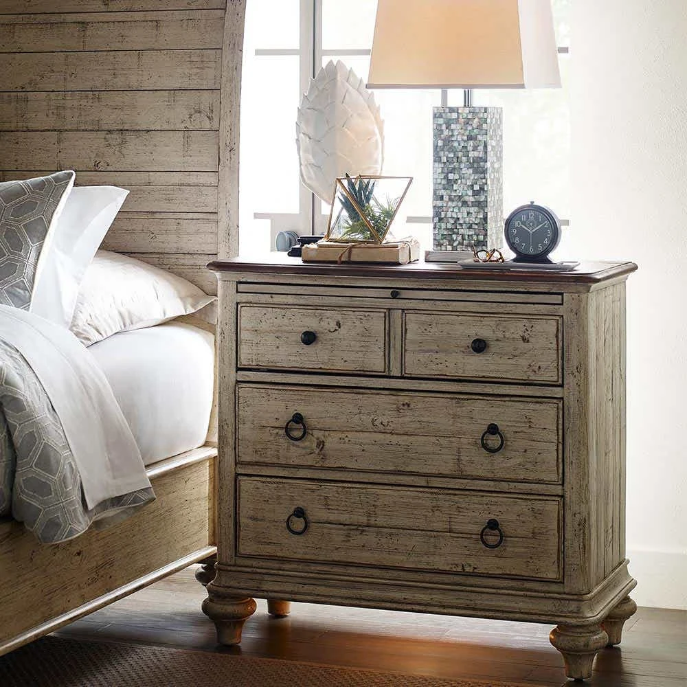 Weatherford Cornsilk Baldwin Bachelors Chest 75142