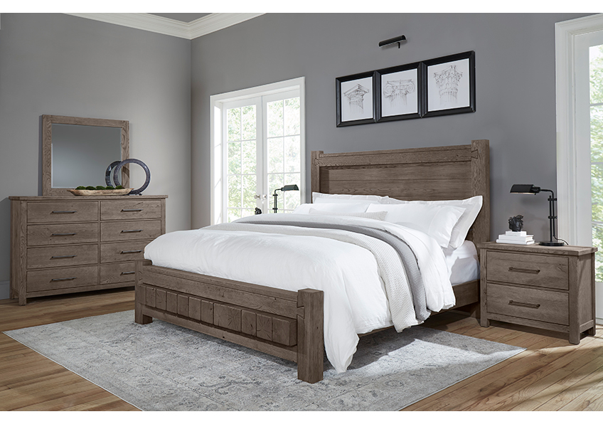 Dovetail Poster Bed With 6x6 Fb in Queen - 751-558-155-922 751558155922