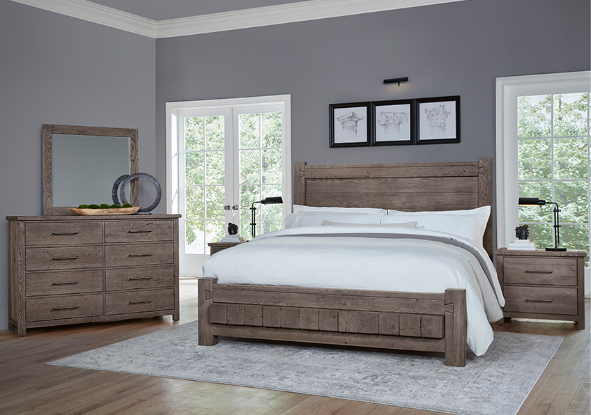 Dovetail Poster Bed With 6x6 Fb in Queen - 751-558-155-922 751558155922