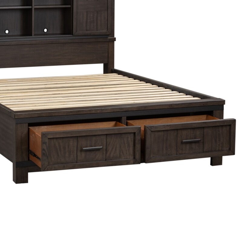 Thornwood Hills Queen Storage Footboard 759BR14FS
