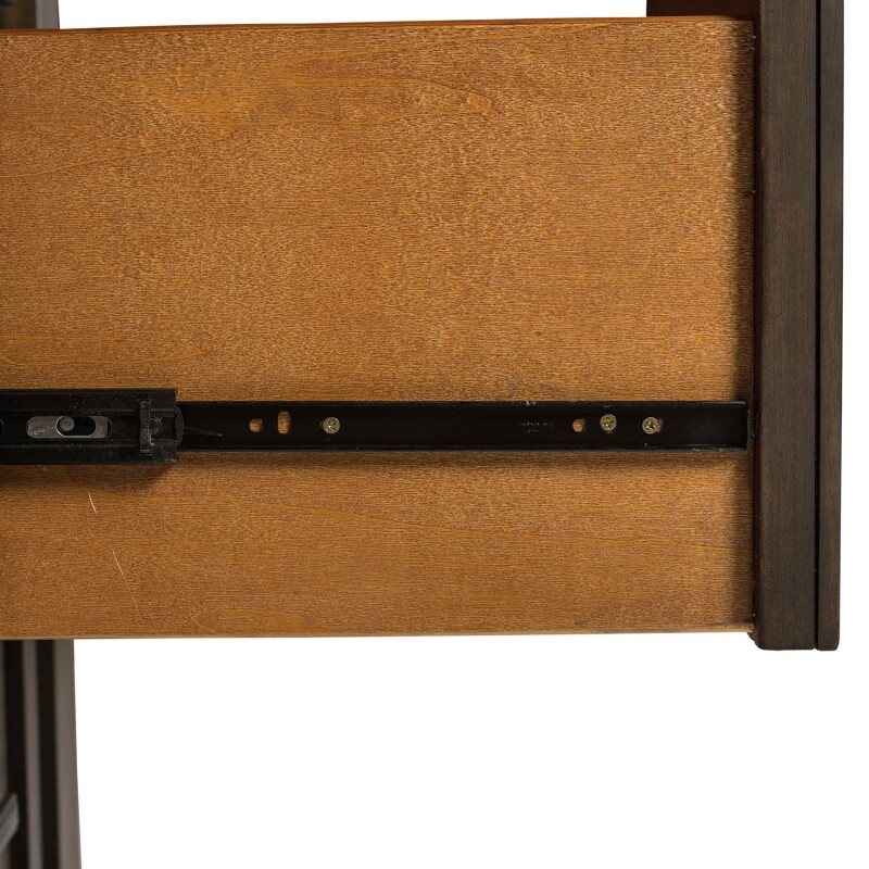 Thornwood Hills 8 Drawer Dresser 759BR31