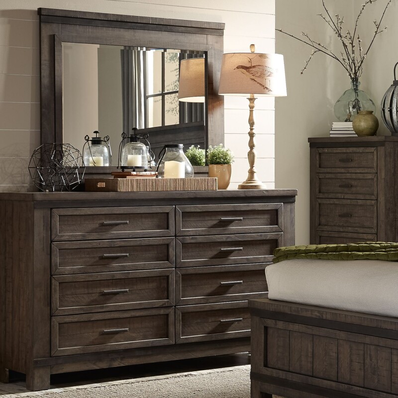Thornwood Hills 8 Drawer Dresser 759BR31
