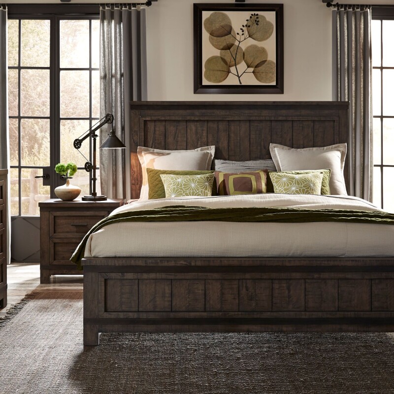 Thornwood Hills King California Panel Bed 759BRCPB