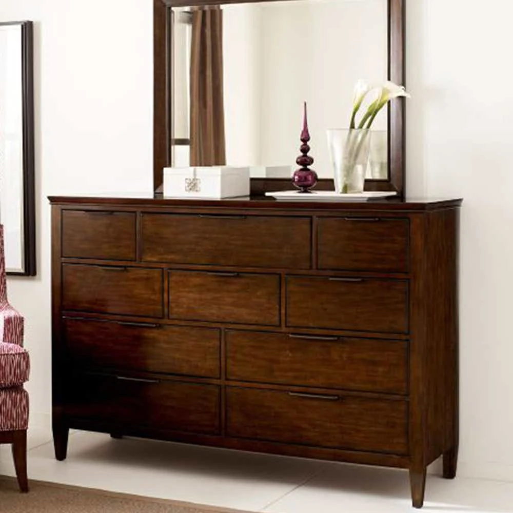 Elise Luccia Bureau 77161