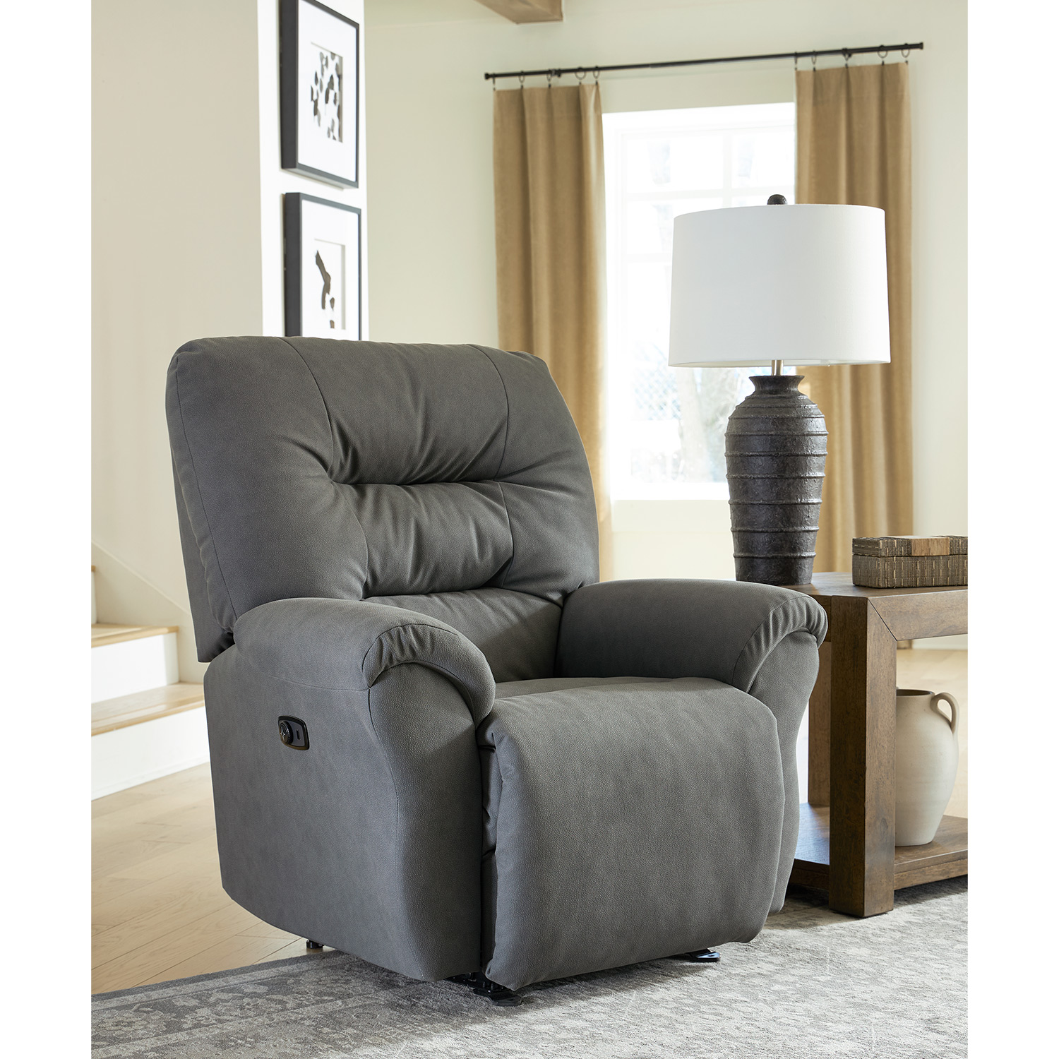 Unity - Medium-sized, Transitionally Styled Recliner - 7NP37 7NP37