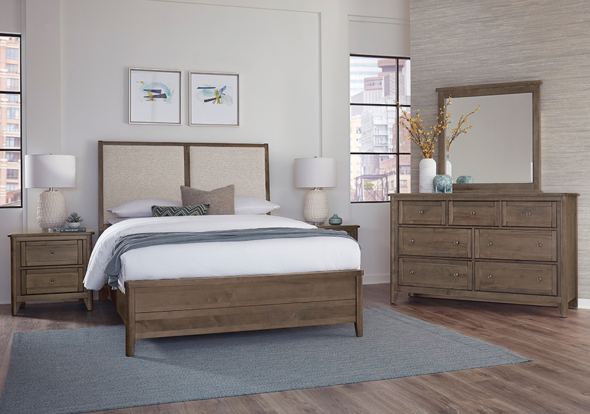 Woodbridge Upholstered Bed-grey in Queen - 820-551-155-052-922 820551155052922