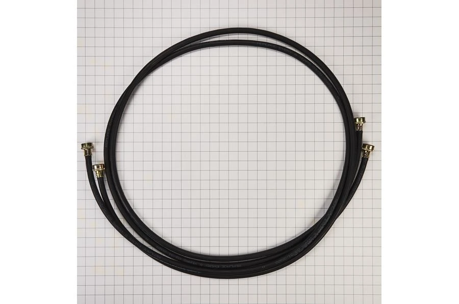 10' Black washing machine rubber fill hoses rated 1050 PSI with 2 female connections and built-in connectors - 2 Pack 8212656RP