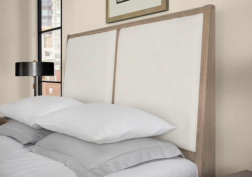 Woodbridge Upholstered Bed-white in Queen - 821-551-155-051-922 821551155051922
