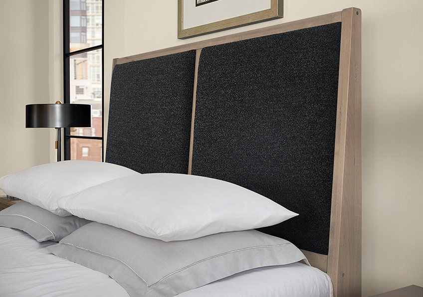 Woodbridge Upholstered Bed With Storage -black in King - 821-661-063-066B-502-666 821661063066B502666