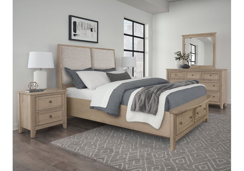 Woodbridge Upholstered Bed With Storage -grey in King - 822-661-062-066B-502-666 822661062066B502666