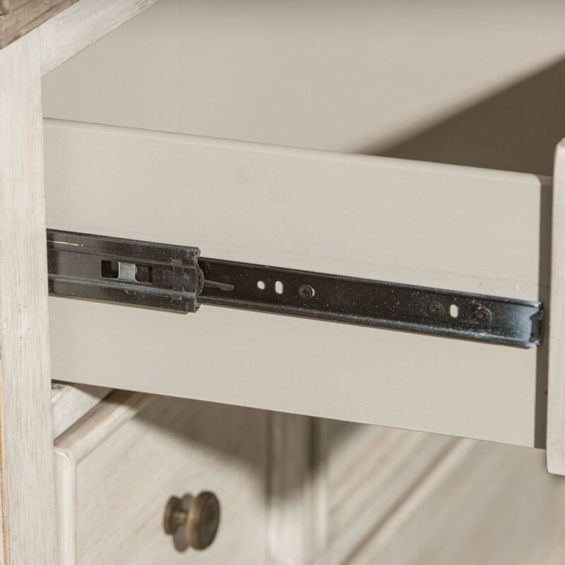 Heartland 9 Drawer Dresser 824BR31