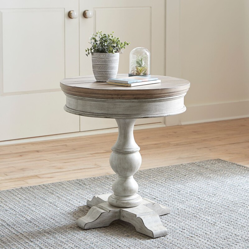 Heartland Round Pedestal Chair Side Table 824OT1022