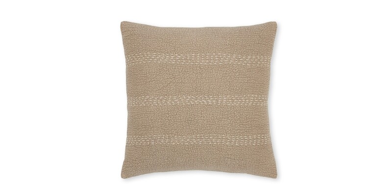 Trenton Pillow 8301J102308C