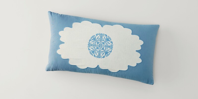Augusta Lumbar Pillow 8301T19565K