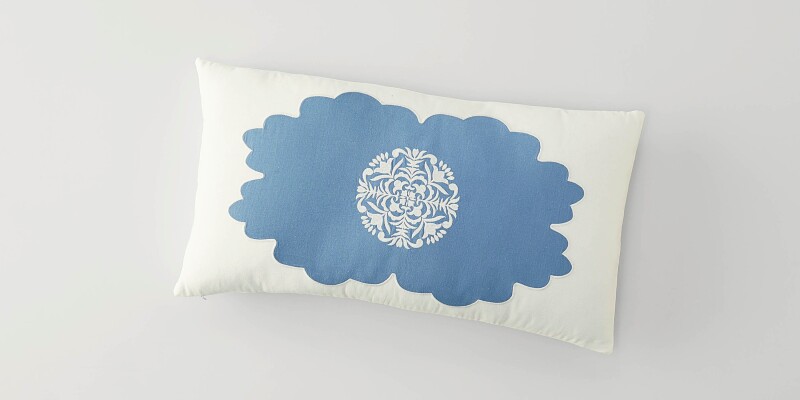 Augusta Ivory/Blue Pillow Cover + Insert 8301T20519K