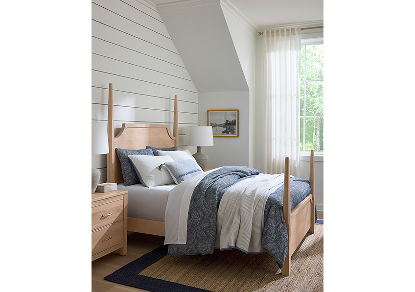Tide & Timber Pencil Poster Bed With Footboard Storage in King - 830-668-066B-502-666T 830668066B502666T