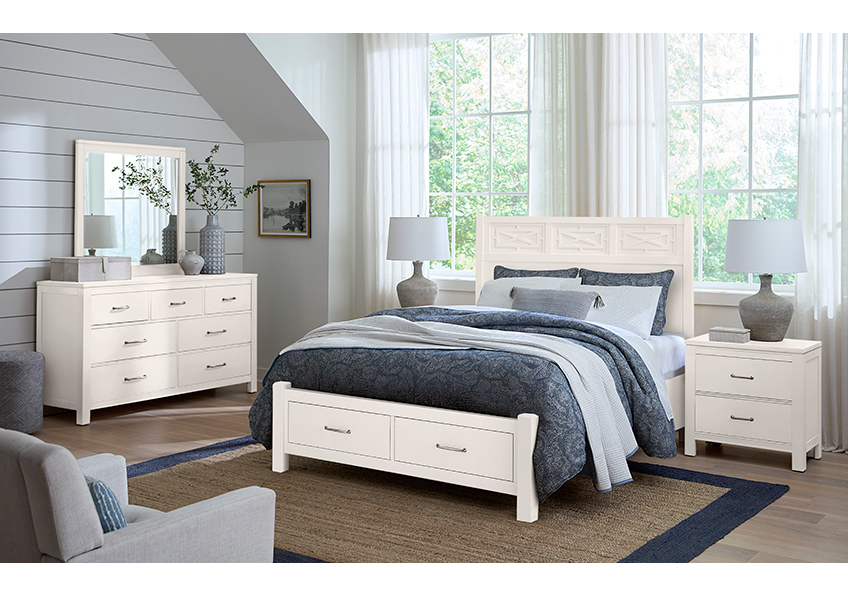 Tide & Timber Fretwork Bed With Storage Footboard in Queen - 834-557-050B-502-555T 834557050B502555T