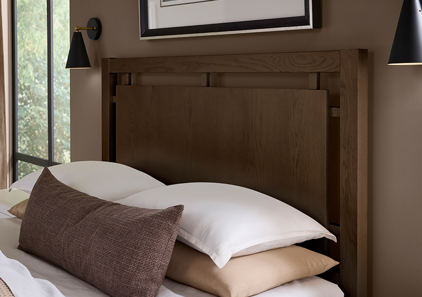 Lodge & Loft Floating Panel Bed With Footboard Storage in Queen - 840-557-050B-502-555 840557050B502555
